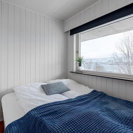 Modern Apartment In The Center Of The Island Тромсё Экстерьер фото